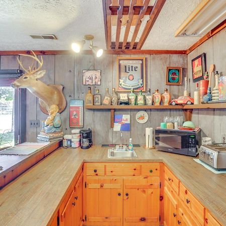 Smith Mountain Lake Retreat With Private Beach! Huddleston Εξωτερικό φωτογραφία