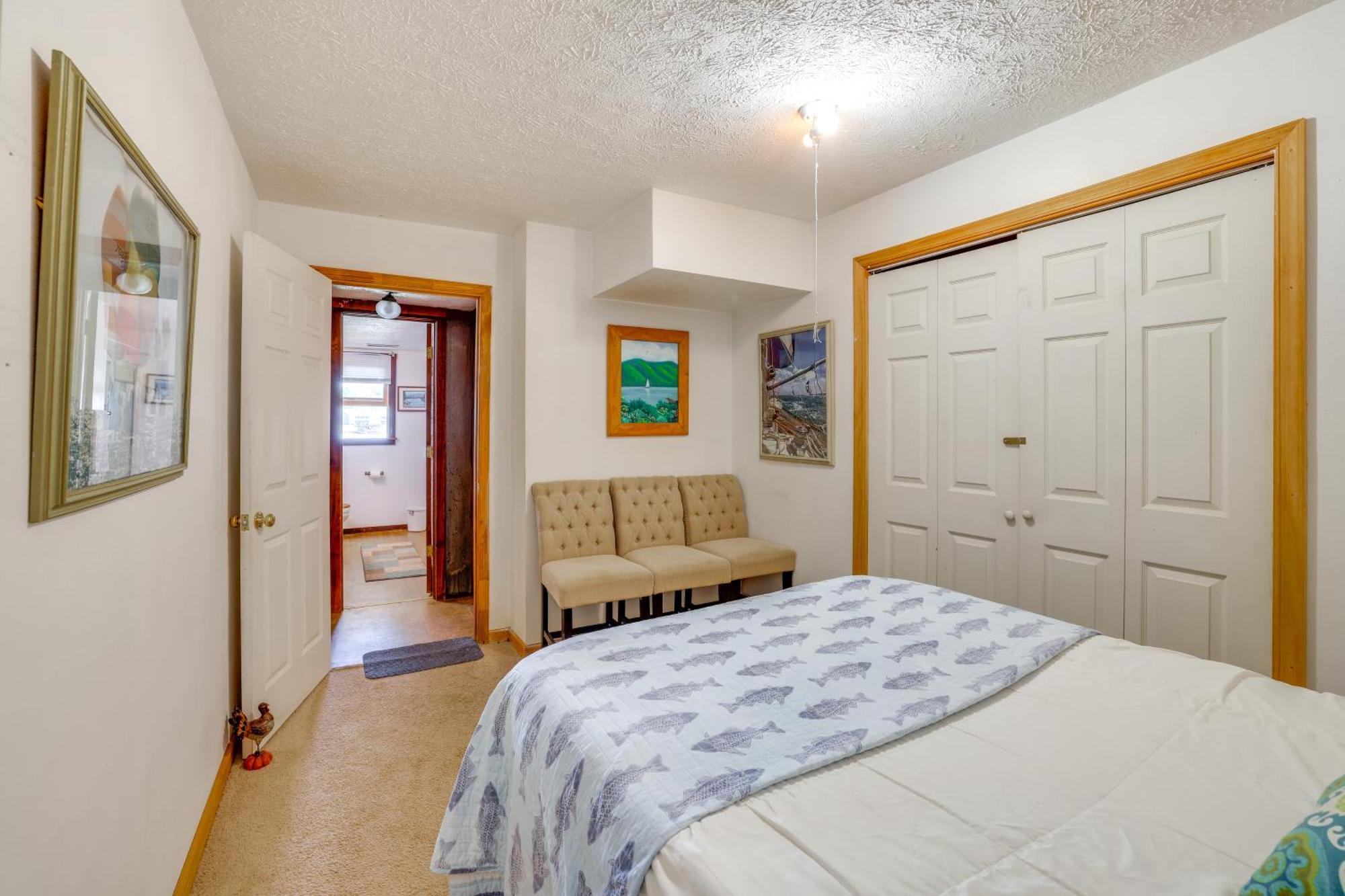 Smith Mountain Lake Retreat With Private Beach! Huddleston Εξωτερικό φωτογραφία
